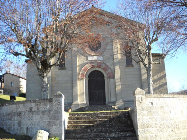 Chiesa di Verzuno la facciata